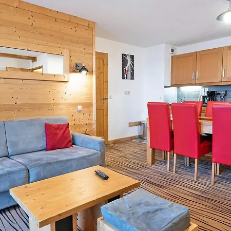 Lagrange Les D'emeraude 4*