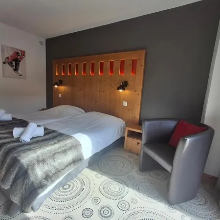 Lagrange Les D'emeraude Tatil parkı